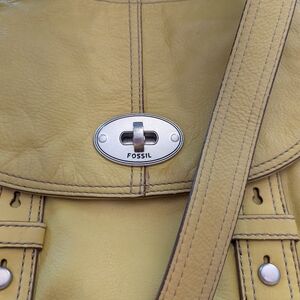 Fossil Mustard Leather Shoulder Bag